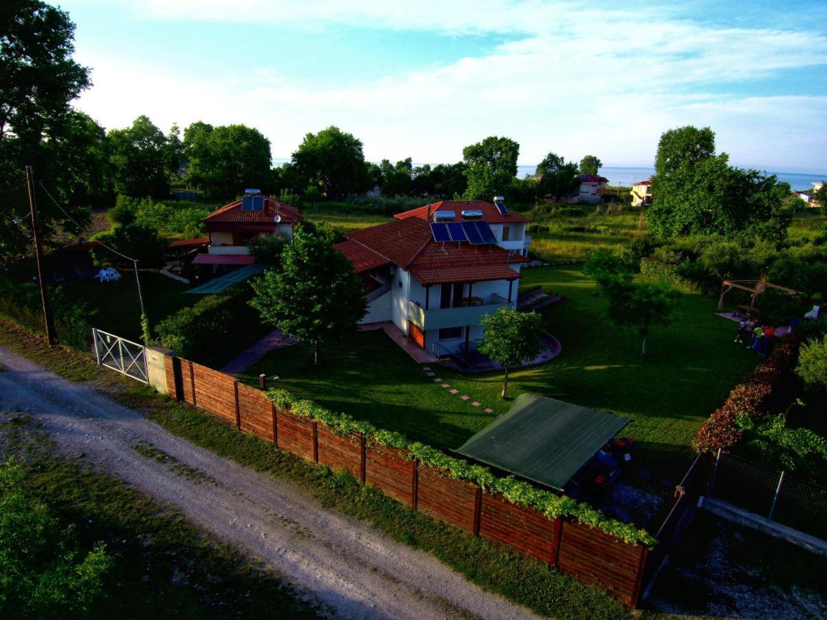 Relax House S Villa Leptokarya  Bagian luar foto