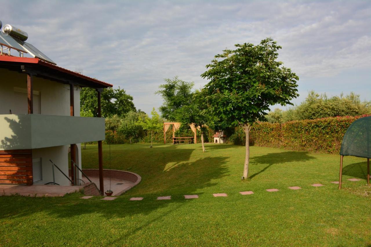 Relax House S Villa Leptokarya  Bagian luar foto