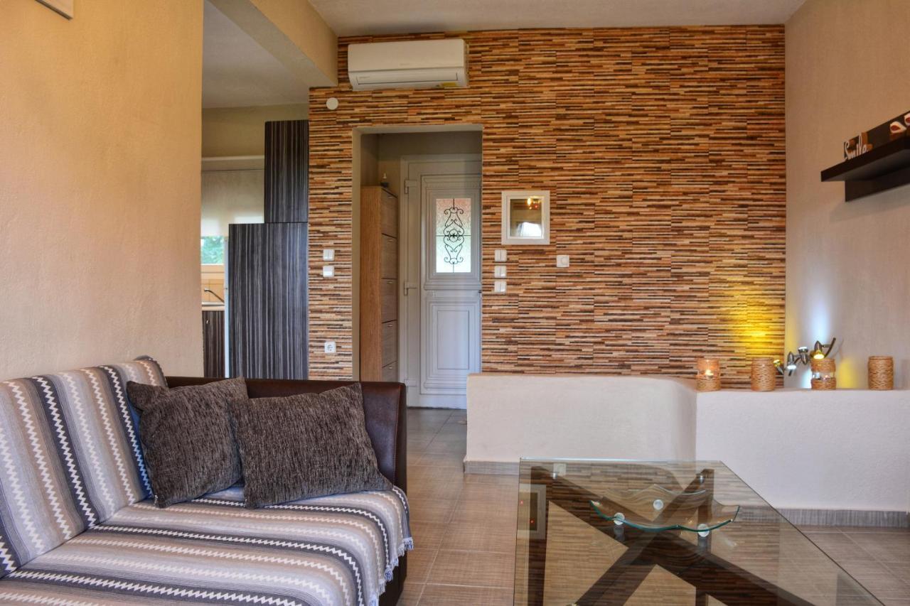 Relax House S Villa Leptokarya  Bagian luar foto